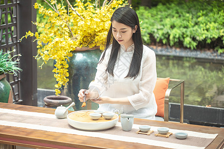 成都夜宵攻略：吃遍地道美食，夜生活嗨翻天